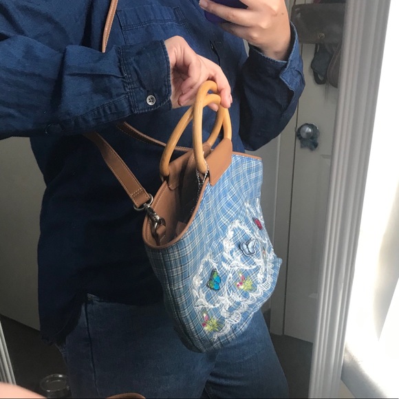 Relic Crossbody - Picture 4 of 14